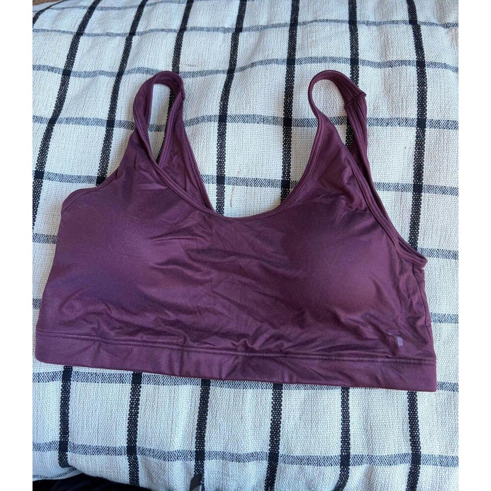 Tommy John second skin scoop bralette size M. Removable pads. Maroon color